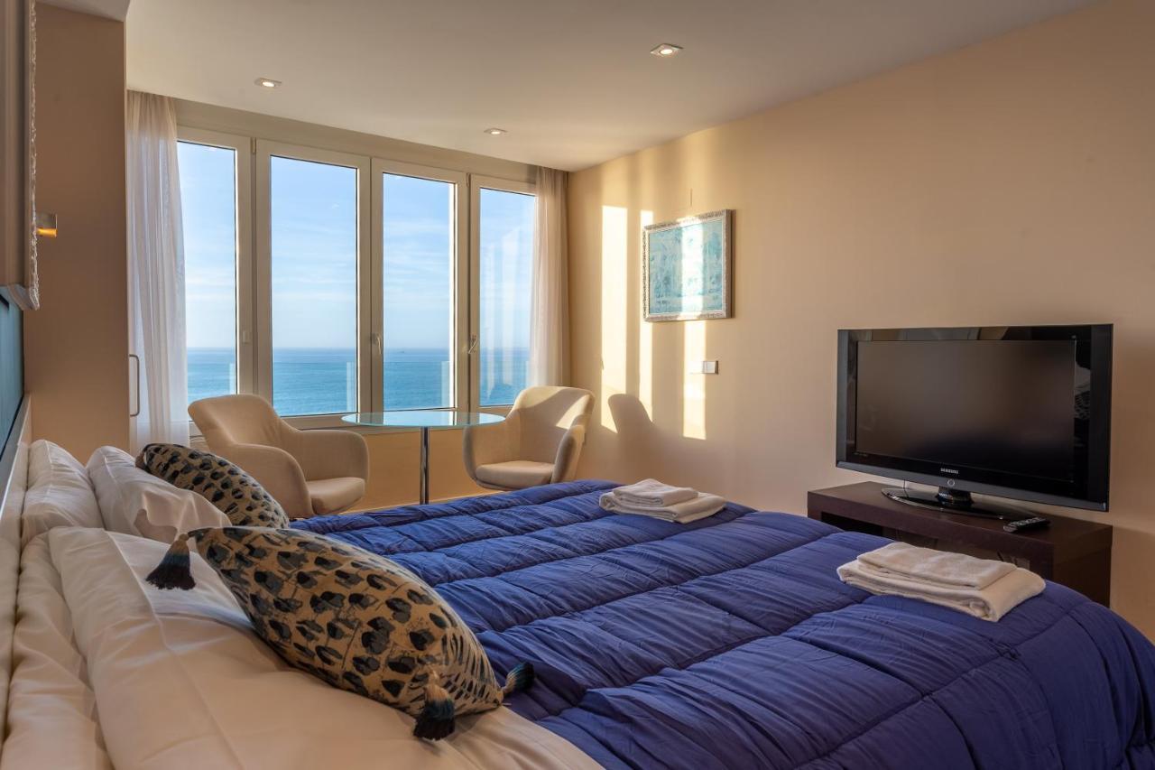 Pacifico Family Home By Cadiz4Rentals Kültér fotó